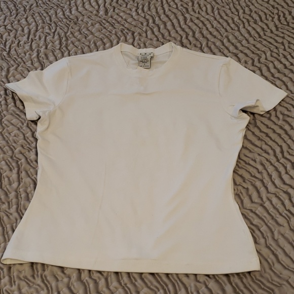 INC International Concepts Tops - NWT INC petites stretch tee INC International Concepts Tops - NWT INC petites stretch tee